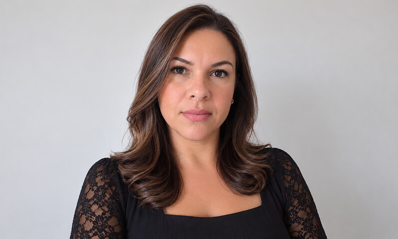 Autora - Janaine Alves